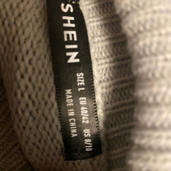 Gray turtleneck sweater dress - Picture 5 of 7